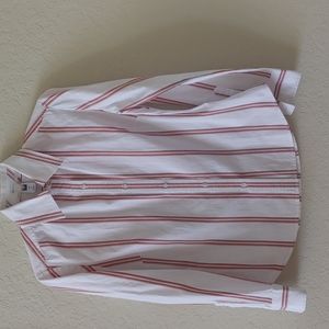 GAP women's shirt